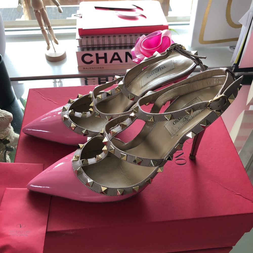 Pink Valentino Rock Stud pumps